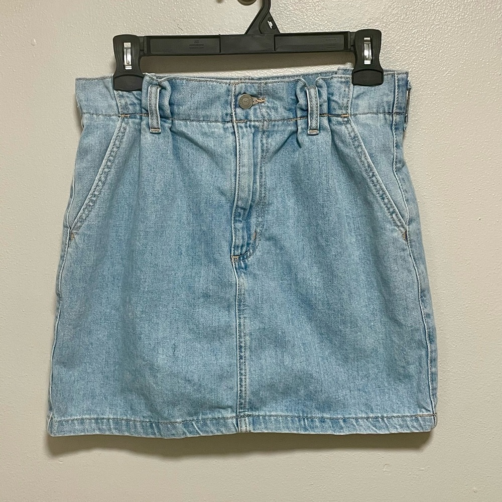 Hollister Ultra High Rise Denim Mini Skirt 100% Cotton size 7